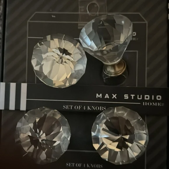 Drawer knobs - Picture 2 of 2